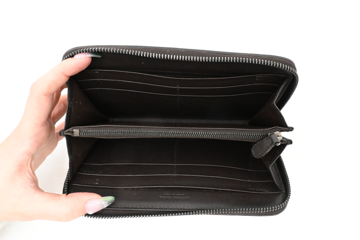 Bottega Veneta Zippy Wallet in Brown Intrecciato Leather