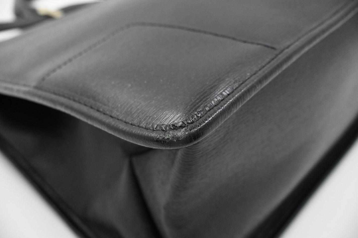 Gucci Handbag in Black Leather