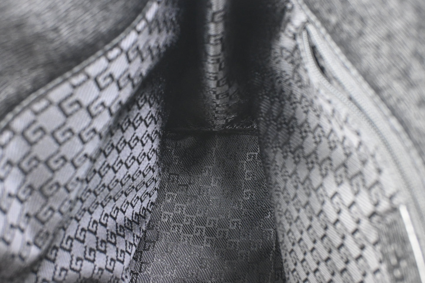 Gucci Handbag in Black Leather