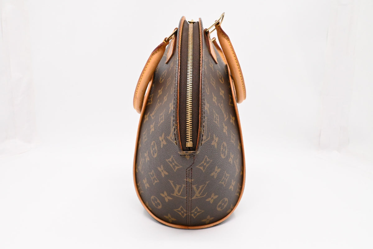 Louis Vuitton Ellipse MM in Monogram Canvas