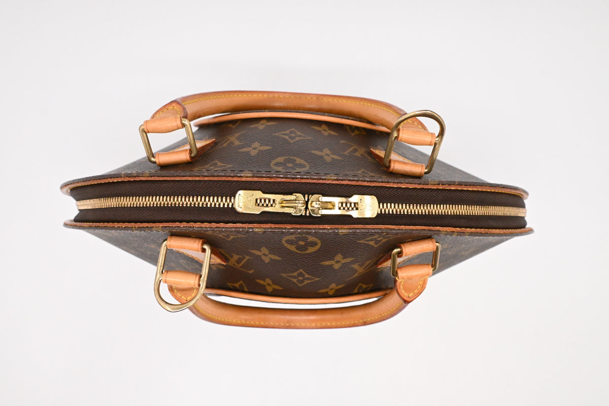 Louis Vuitton Ellipse MM in Monogram Canvas