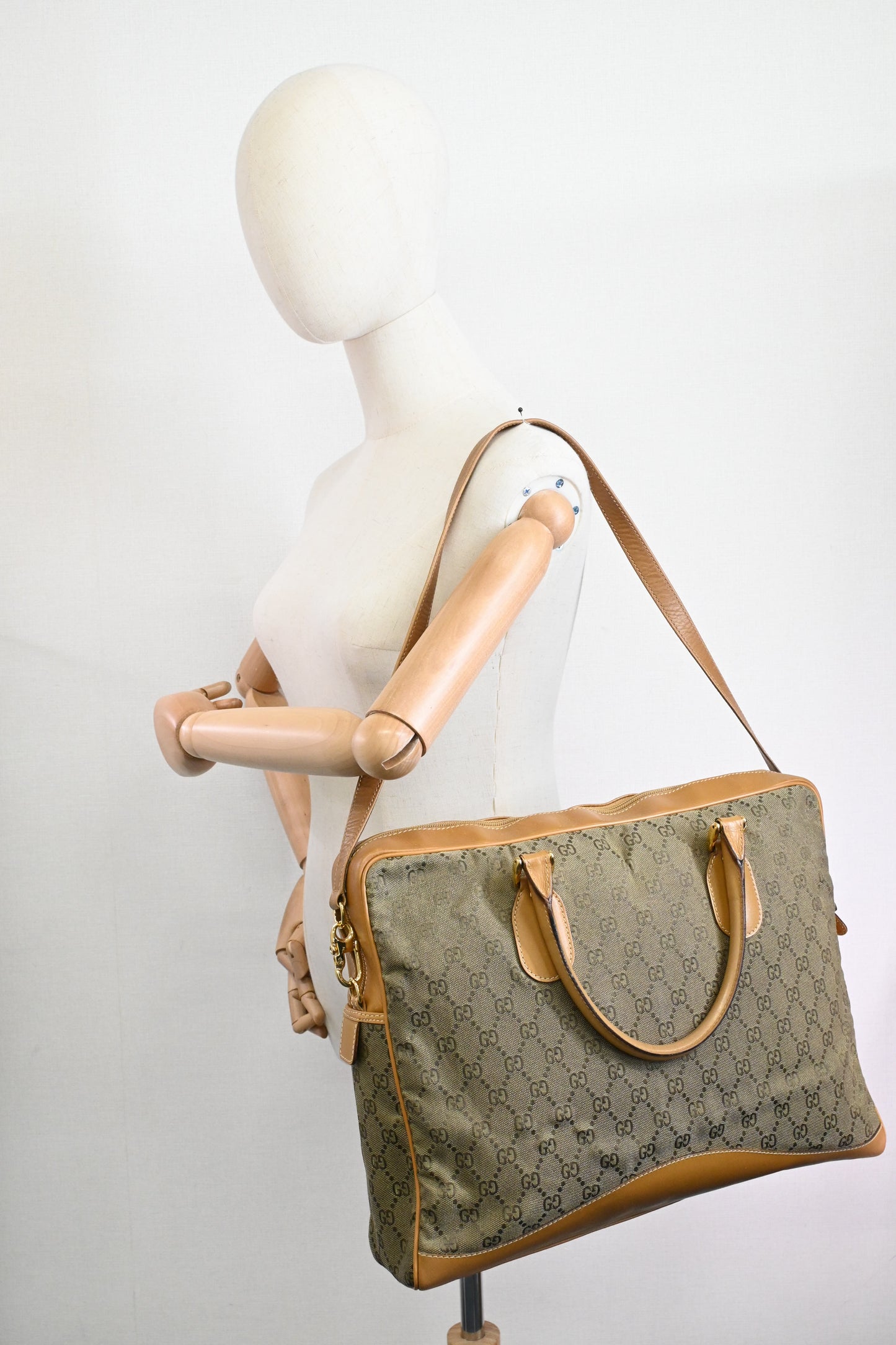 Gucci Business Bag in Beige GG Canvas and Brown Leather