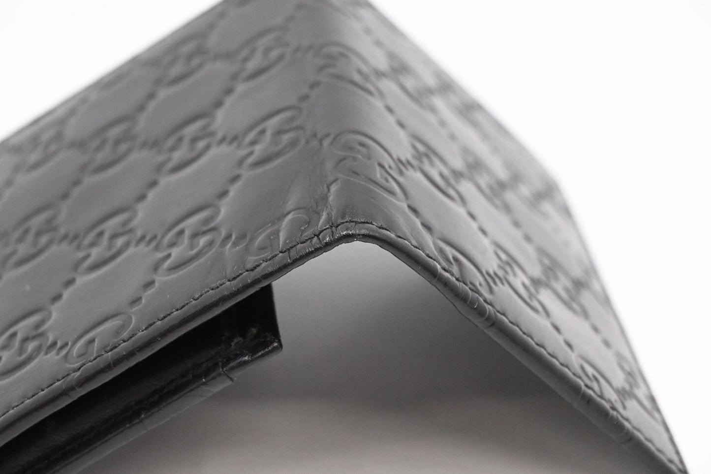 Gucci Envelope Card Case in Black Guccissima Leather