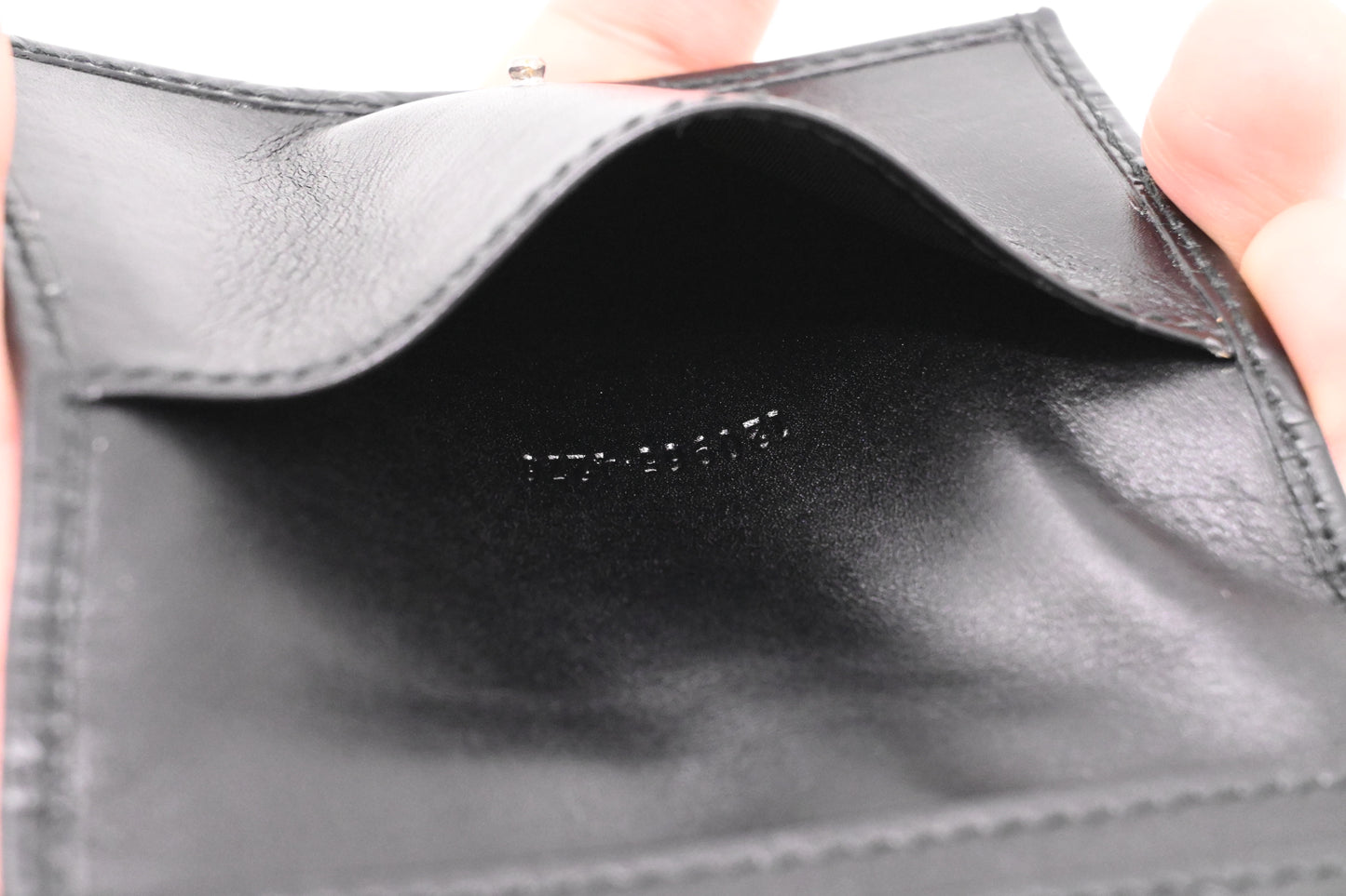 Gucci Envelope Card Case in Black Guccissima Leather