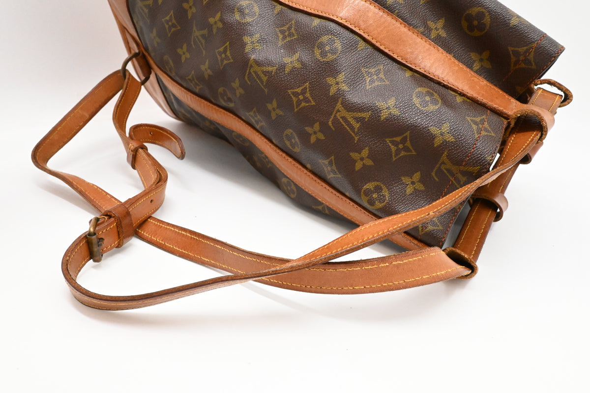 Louis Vuitton Randonnee GM in Monogram Canvas