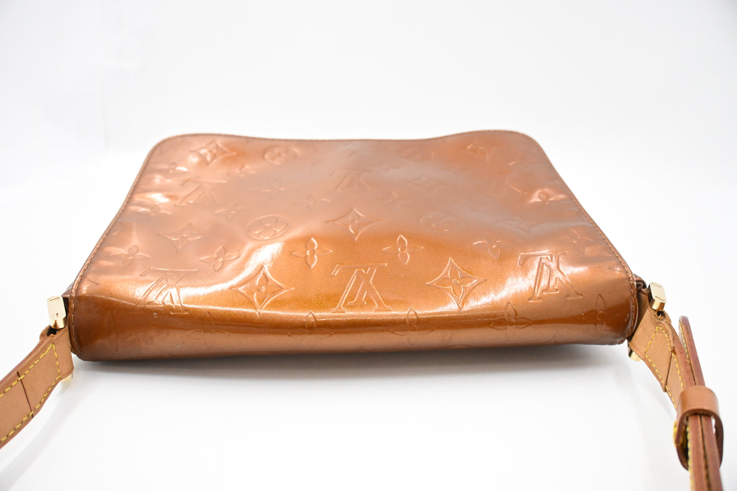 Louis Vuitton Thompson Street in Brown Vernis Leather