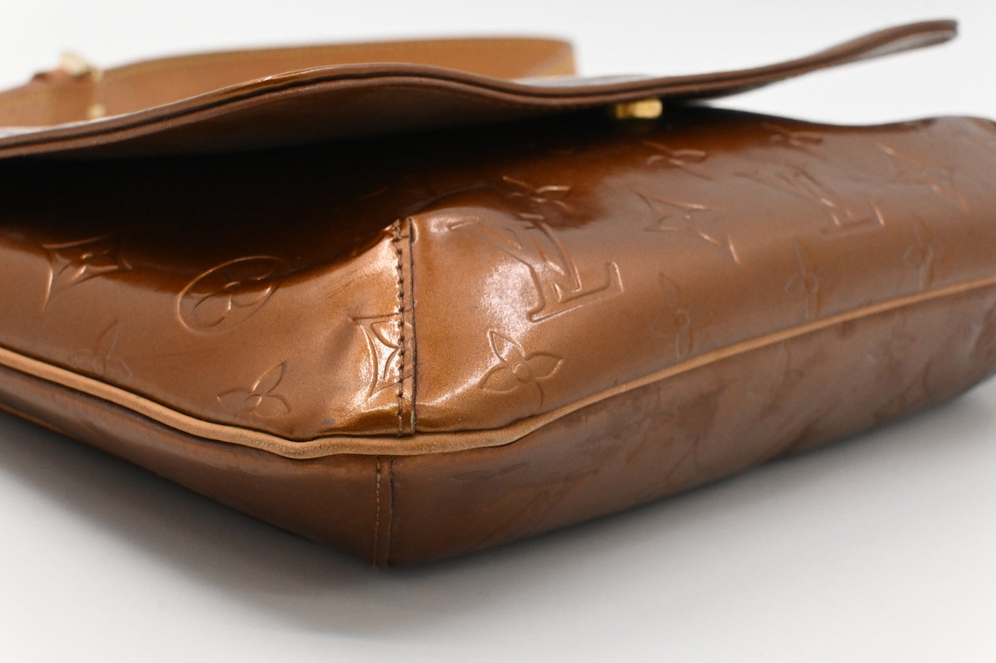 Louis Vuitton Thompson Street in Brown Vernis Leather