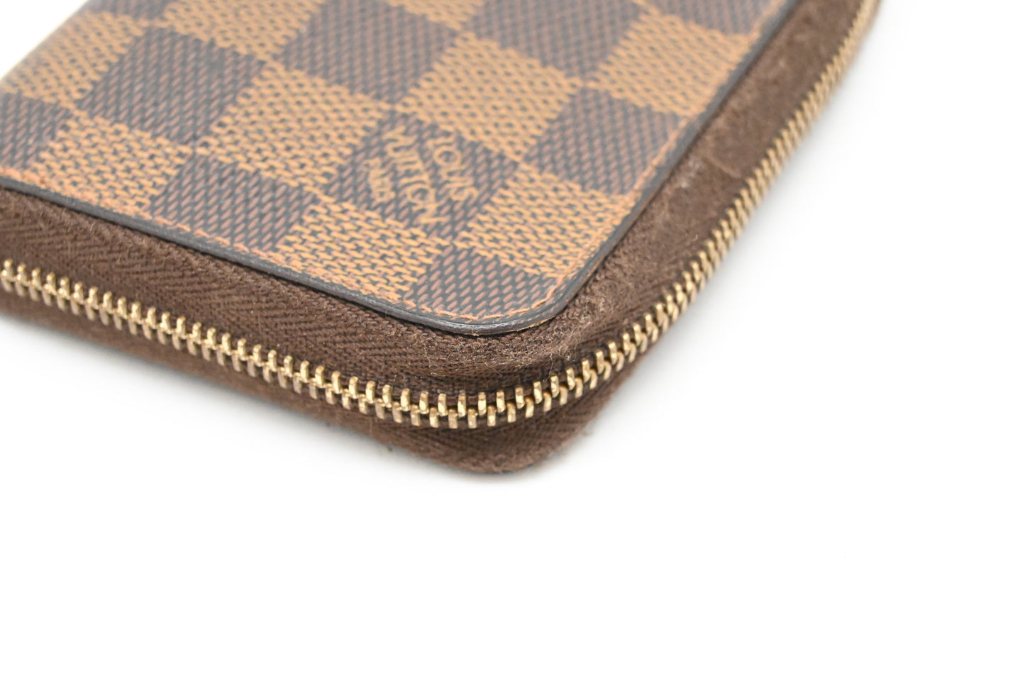 Louis Vuitton Compact Zippy in Damier Ebene Canvas