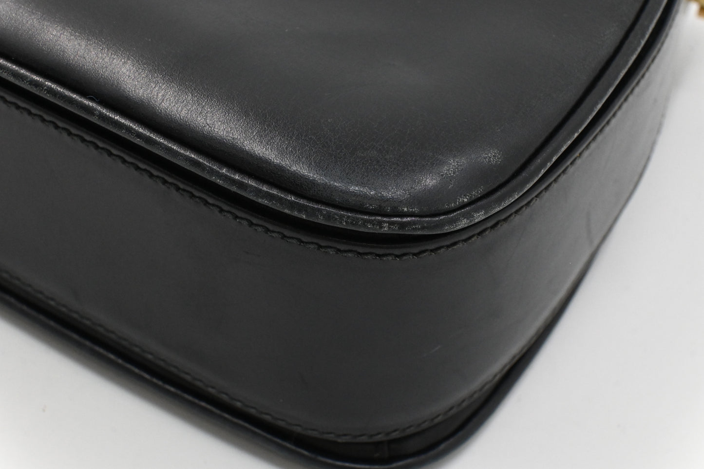 Gucci Handbag in Black Leather