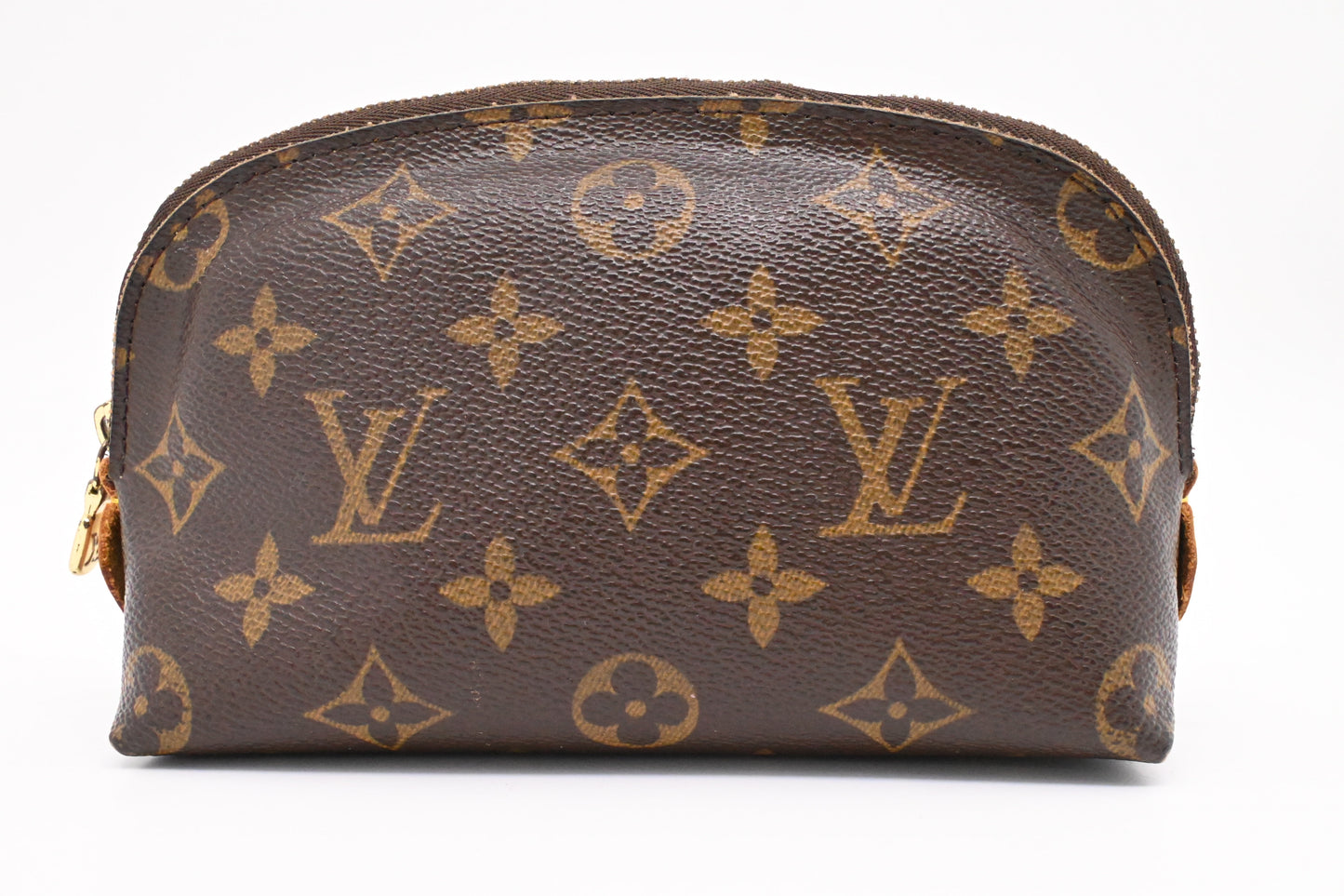 Louis Vuitton Pochette Cosmetique in Monogram Canvas