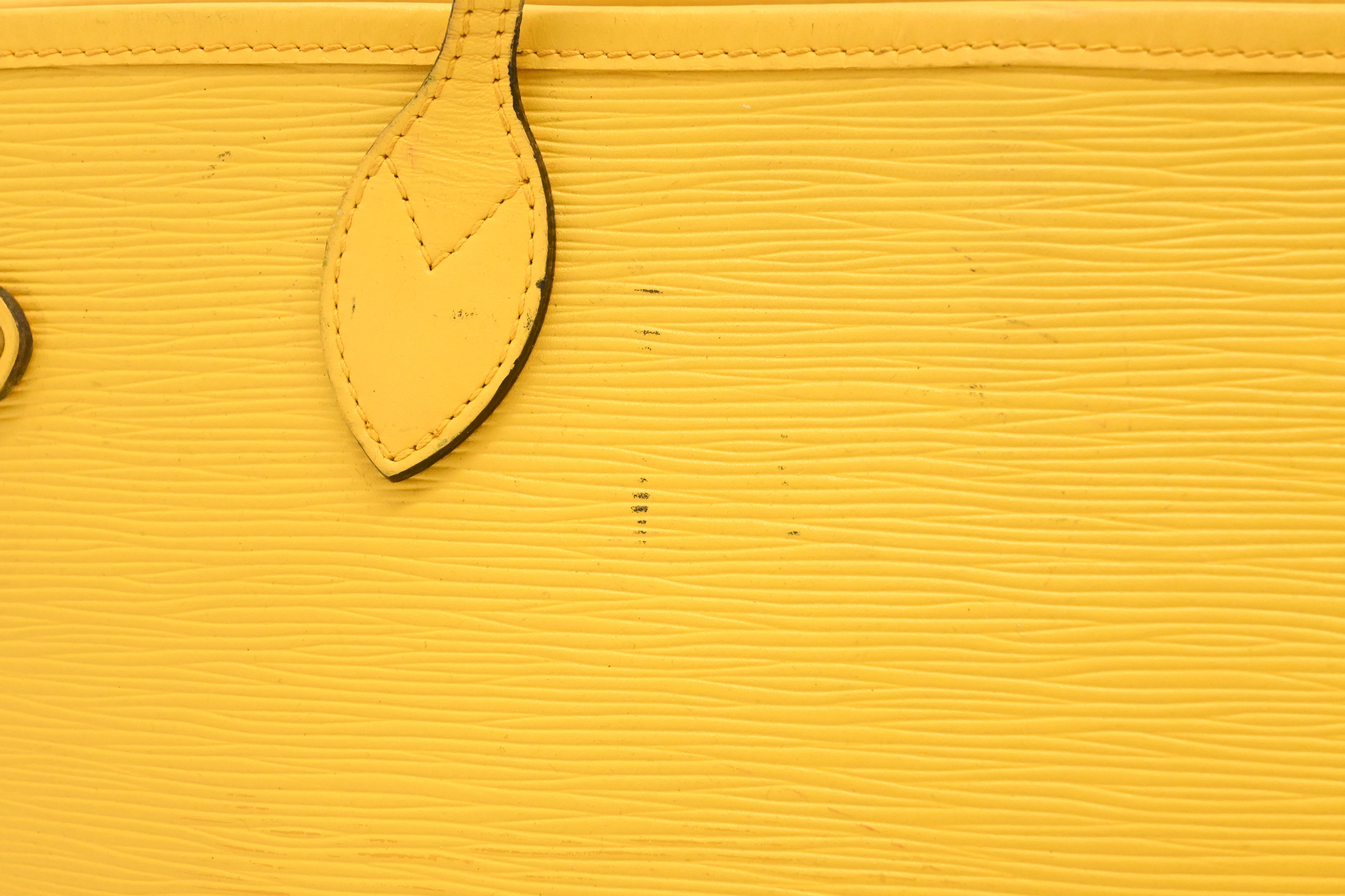 Louis Vuitton Neverfull MM in Yellow Epi Leather Preloved – Weekly