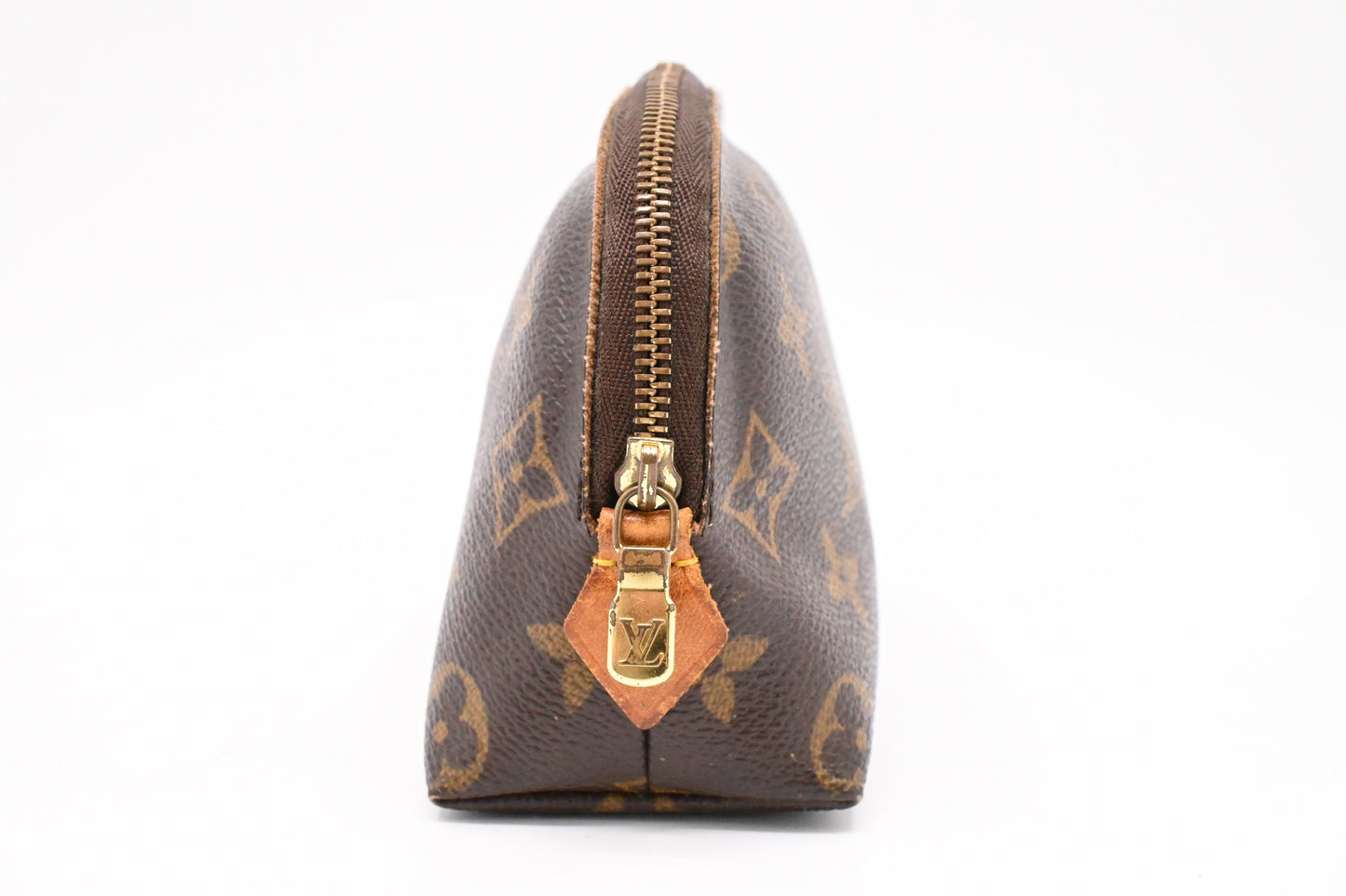Louis Vuitton Pochette Cosmetique in Monogram Canvas
