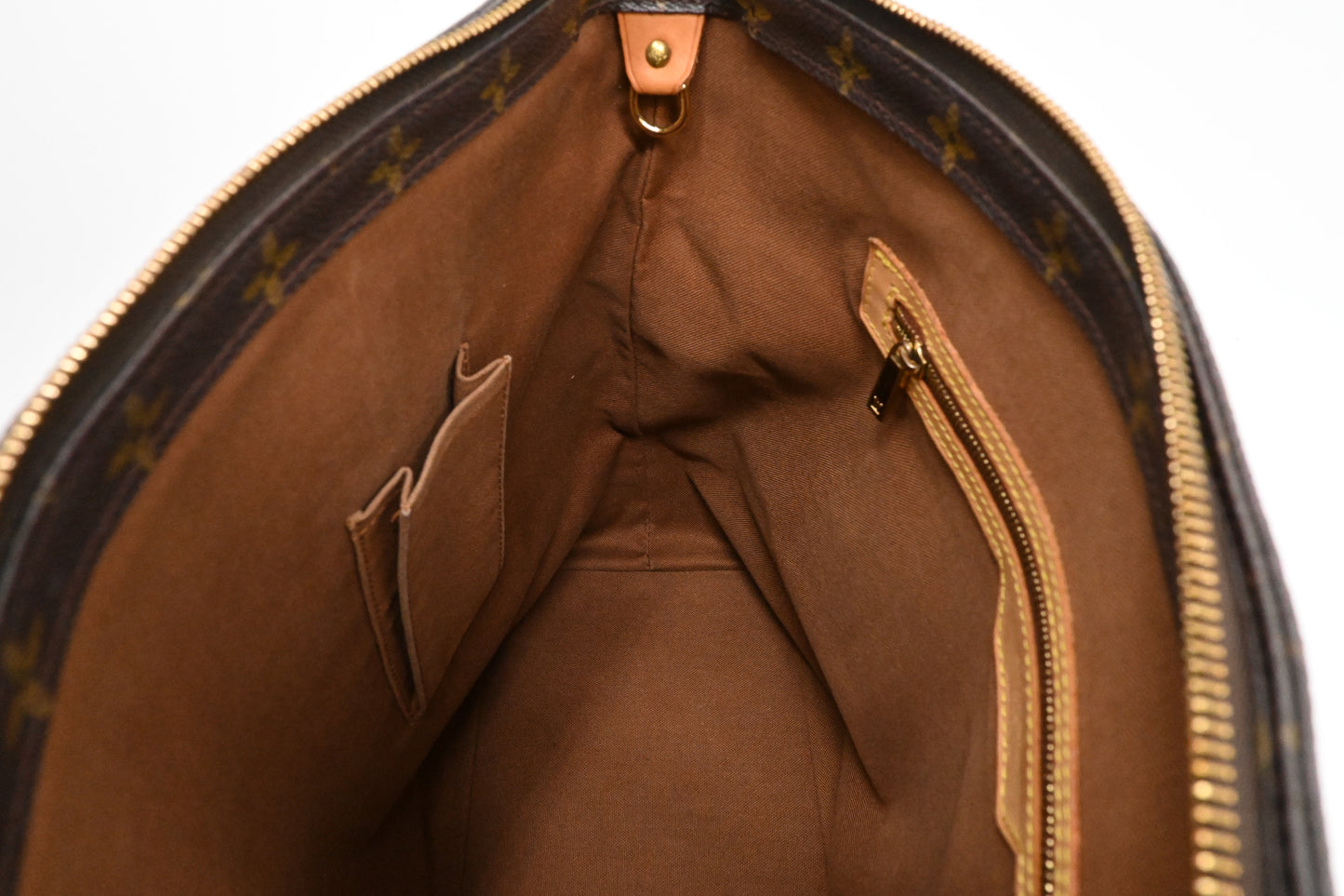 Louis Vuitton Cabas Mezzo in Monogram Canvas