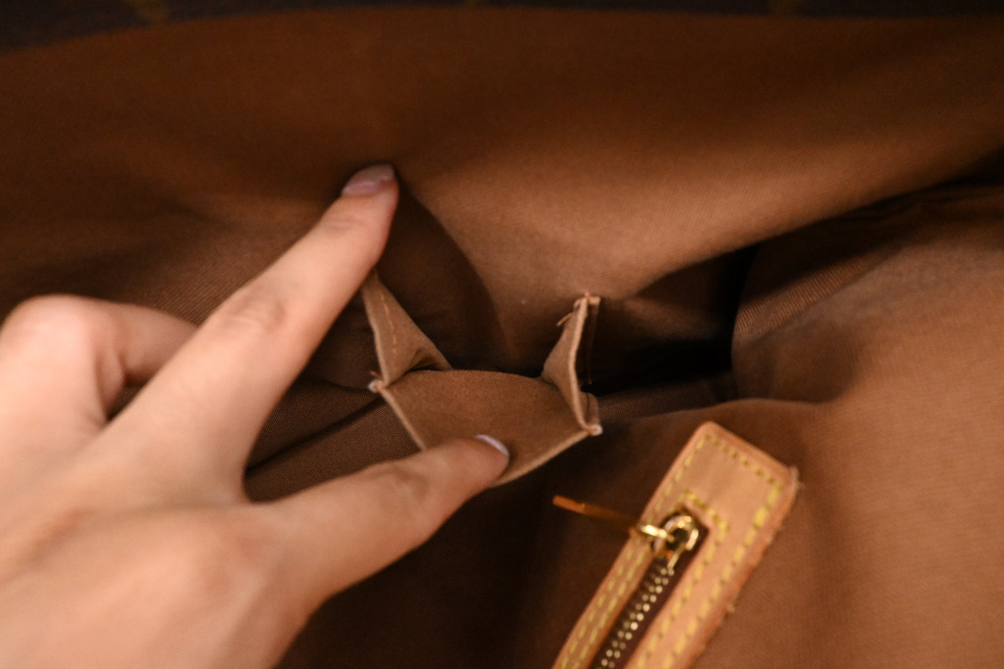 Louis Vuitton Cabas Mezzo in Monogram Canvas