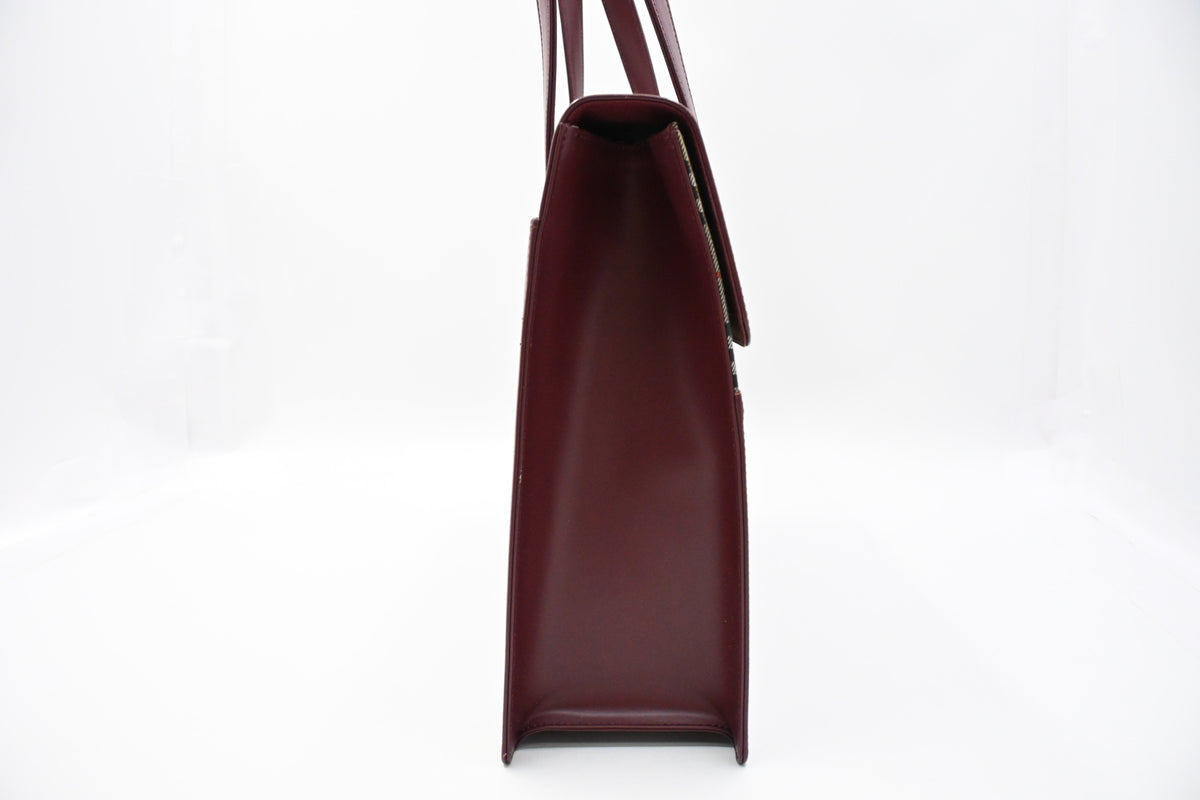 Burberry Shoulder Bag in Burgundy Leather