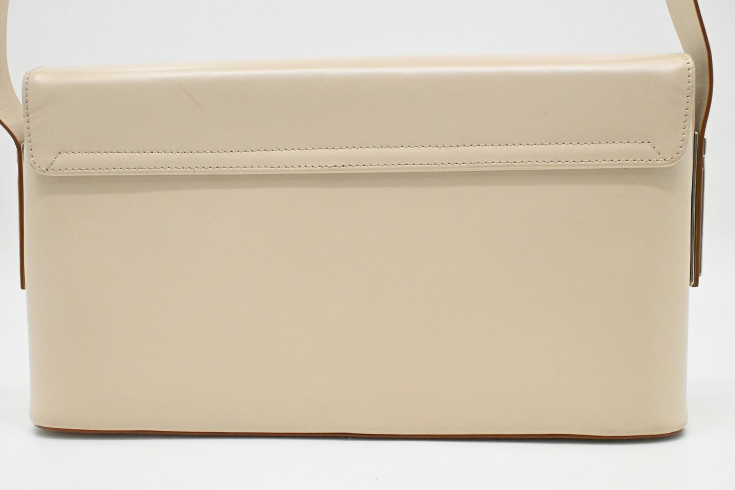 Ferragamo Shoulder Bag in Off-White Leather