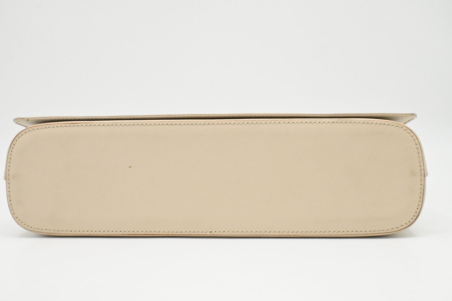Ferragamo Shoulder Bag in Off-White Leather