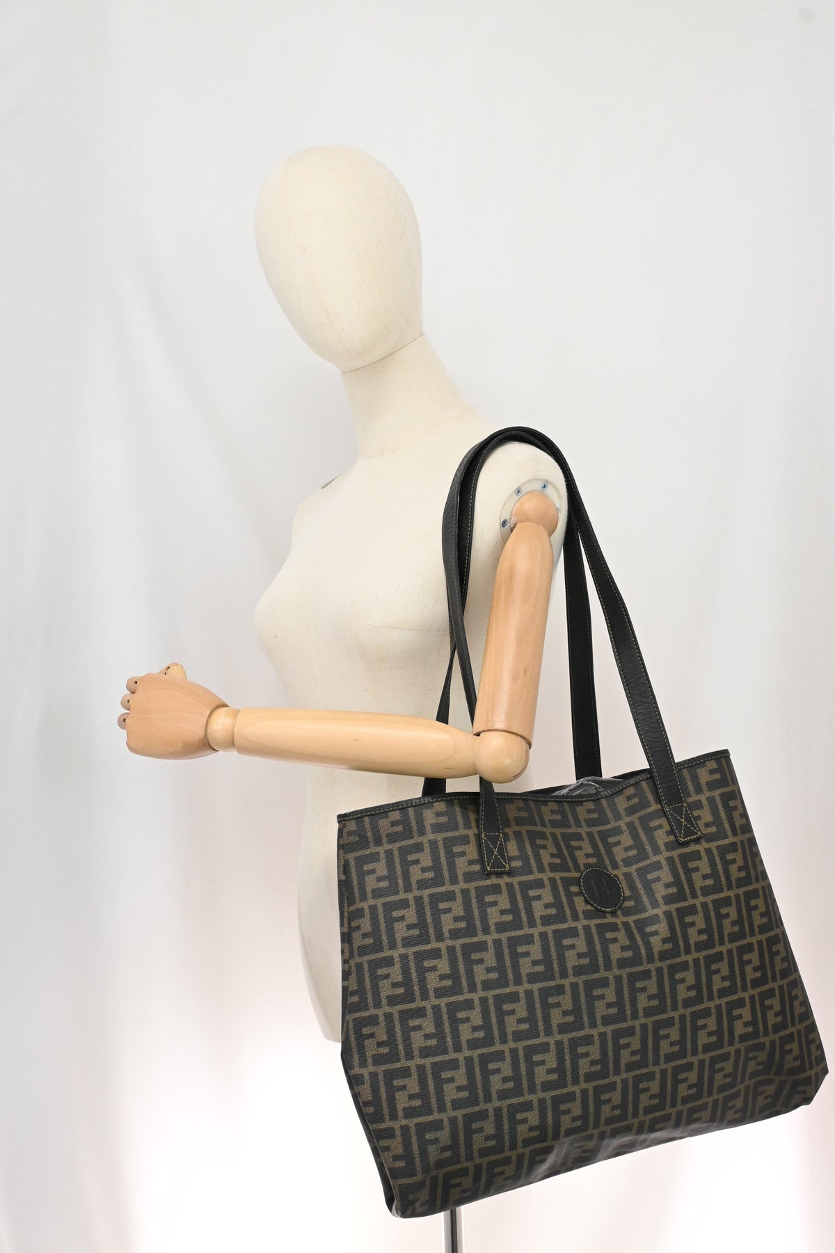 Fendi Tote Bag in Zucca Canvas