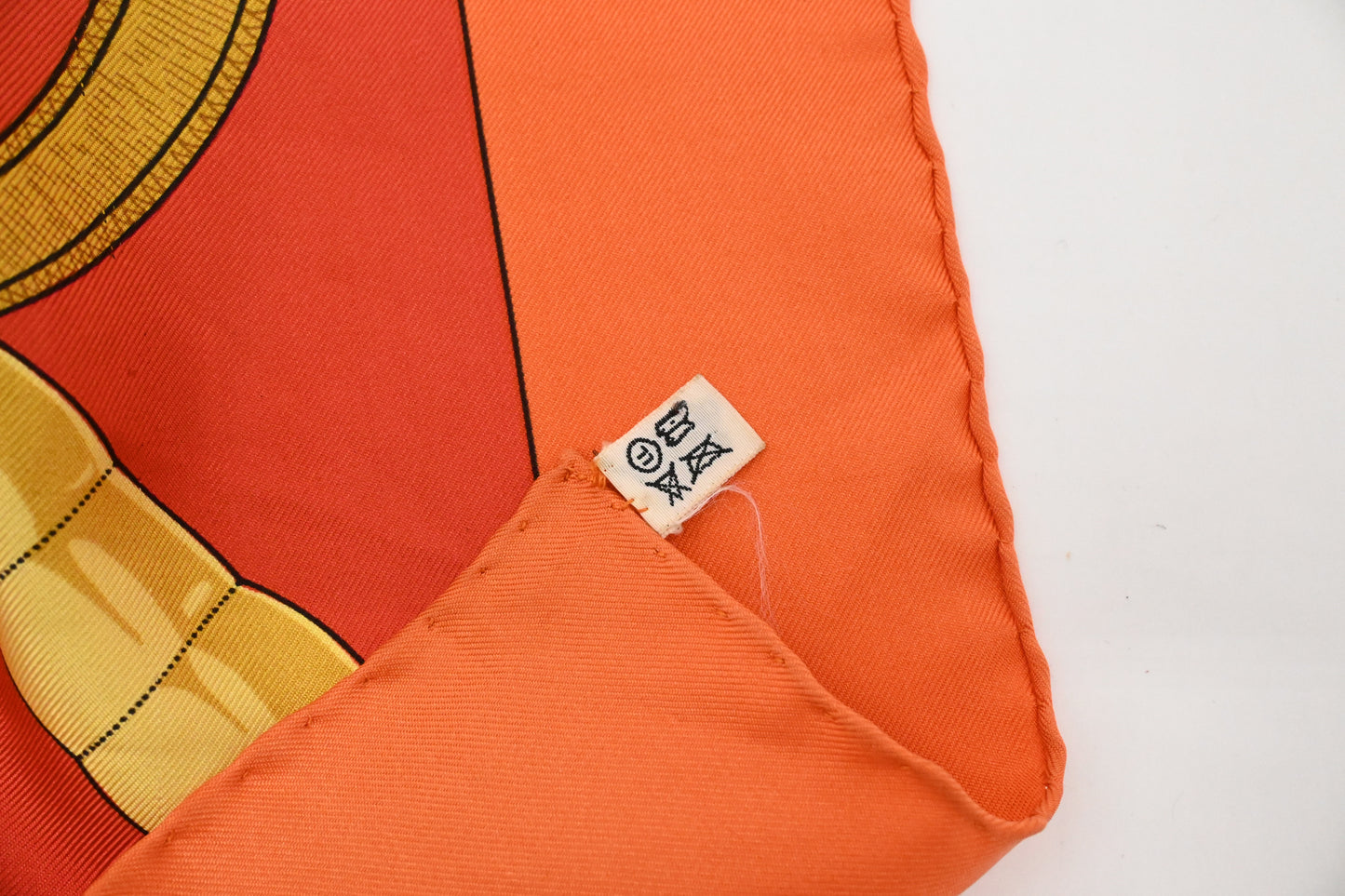 Hermes 'Eperon D'or' Carre 90 in Orange Silk