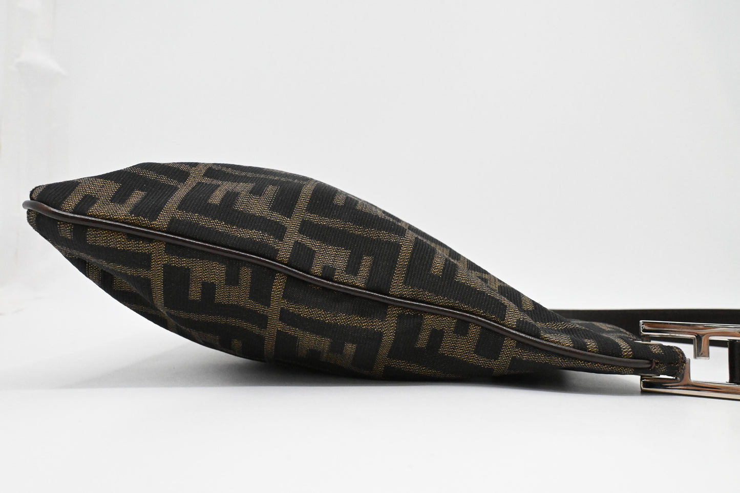 Fendi Shoulder Bag in Zucca Canvas