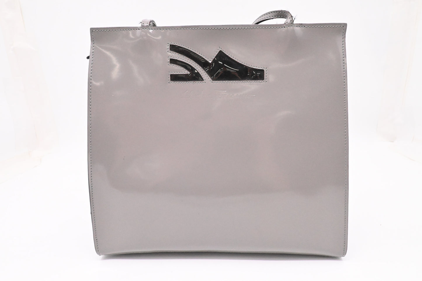 Ferragamo Shoulder Bag in Gray Patent Leather
