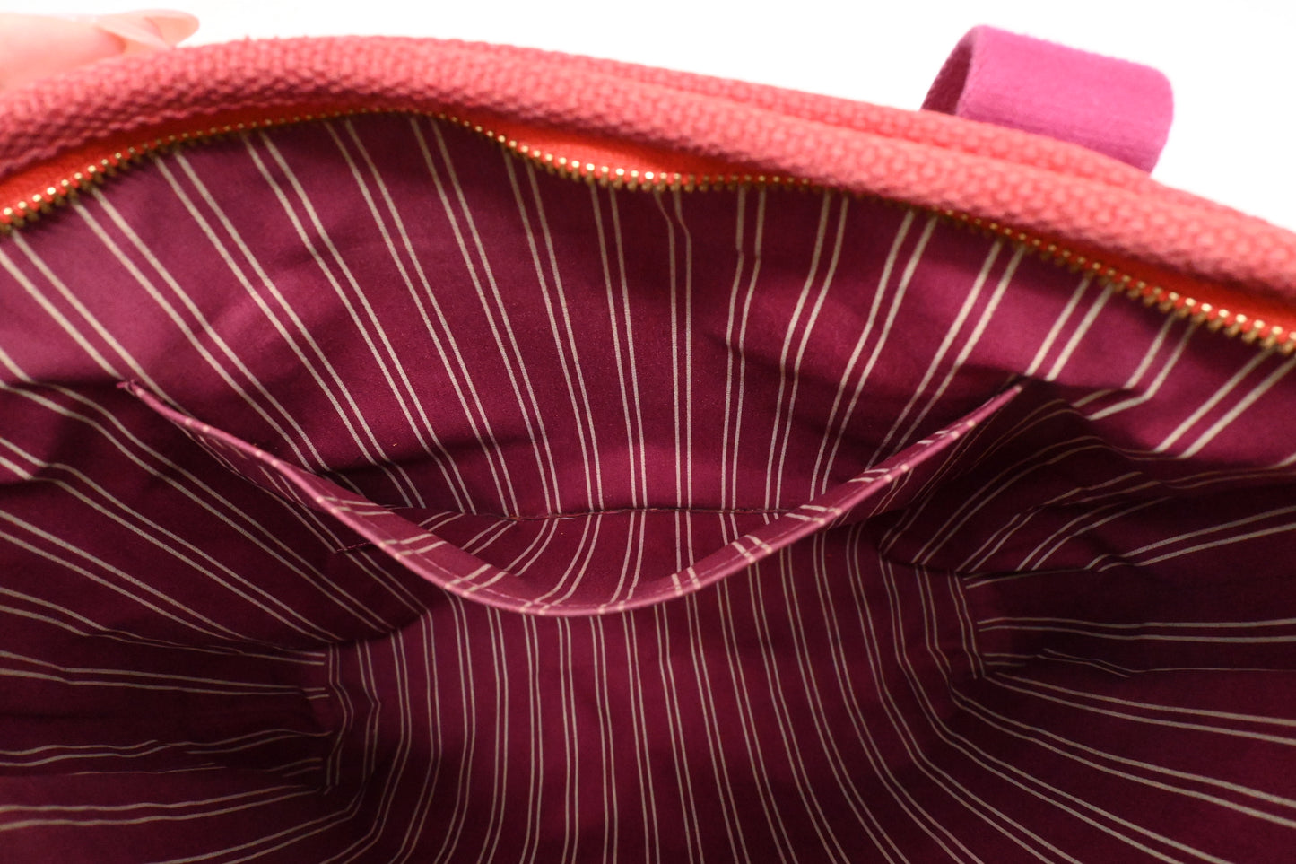 Louis Vuitton Antigua MM in Red Canvas