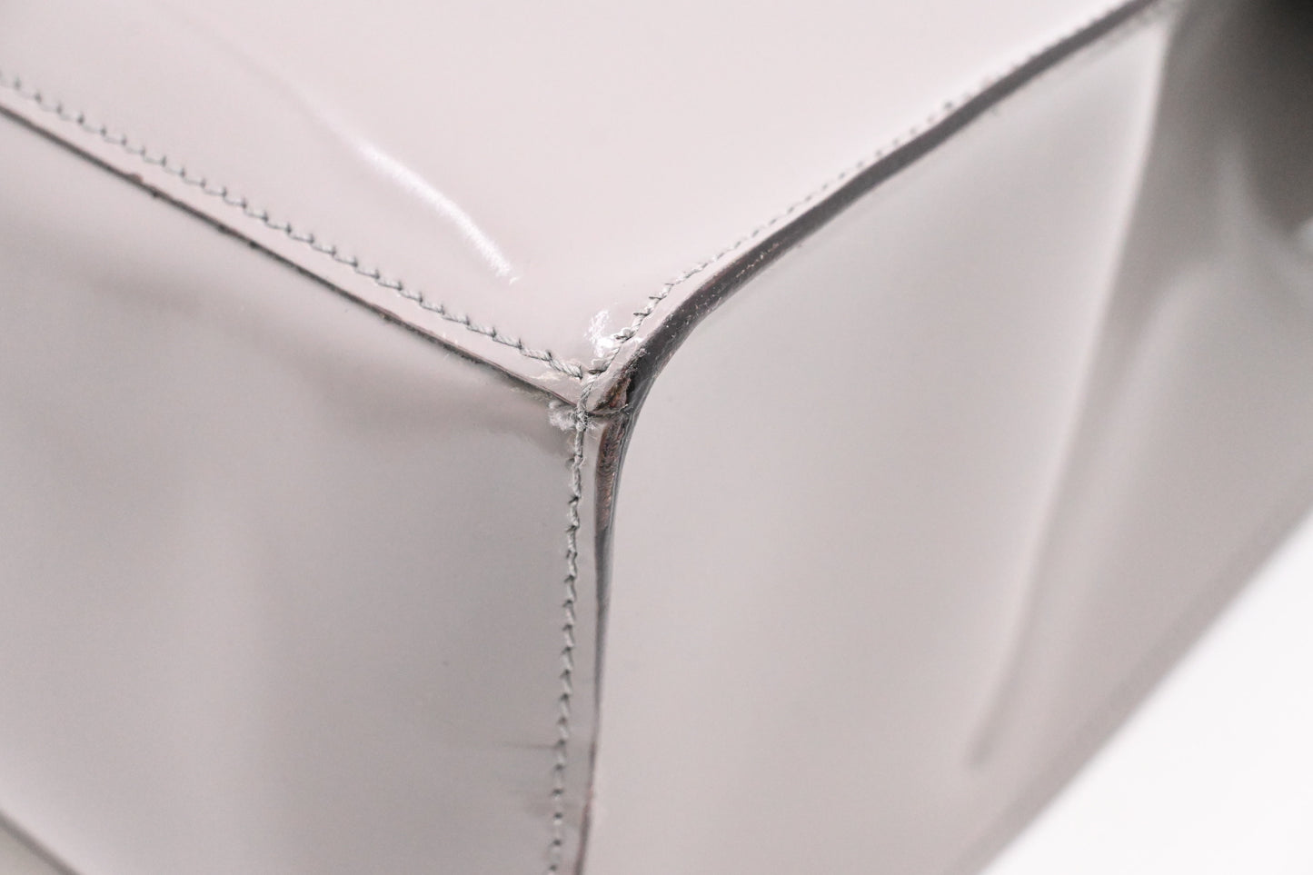 Ferragamo Shoulder Bag in Gray Patent Leather