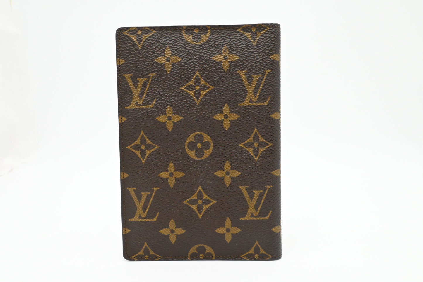 Louis Vuitton Passport Case in Monogram Canvas
