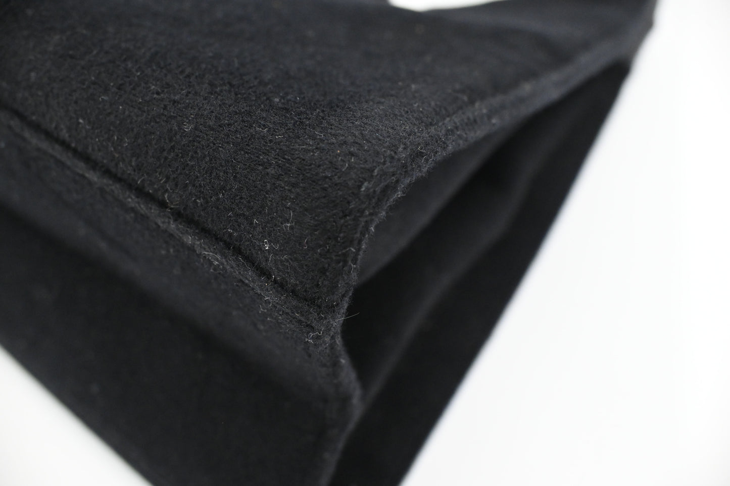 Ferragamo Shoulder Bag in Black Felt