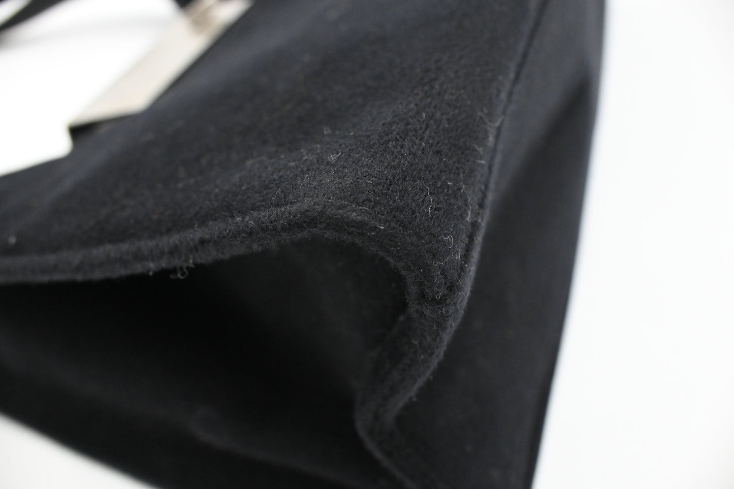 Ferragamo Shoulder Bag in Black Felt