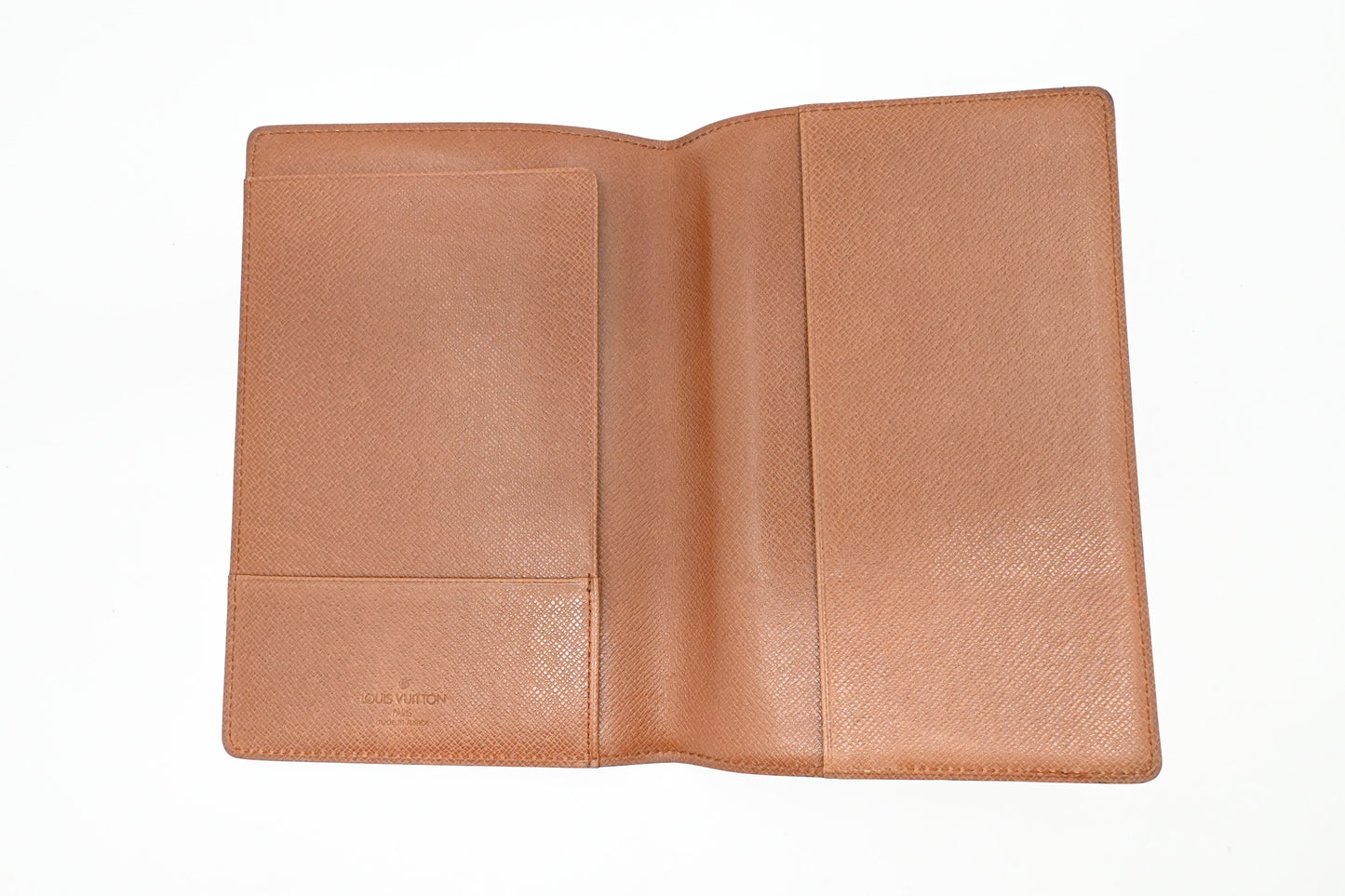 Louis Vuitton Passport Case in Monogram Canvas