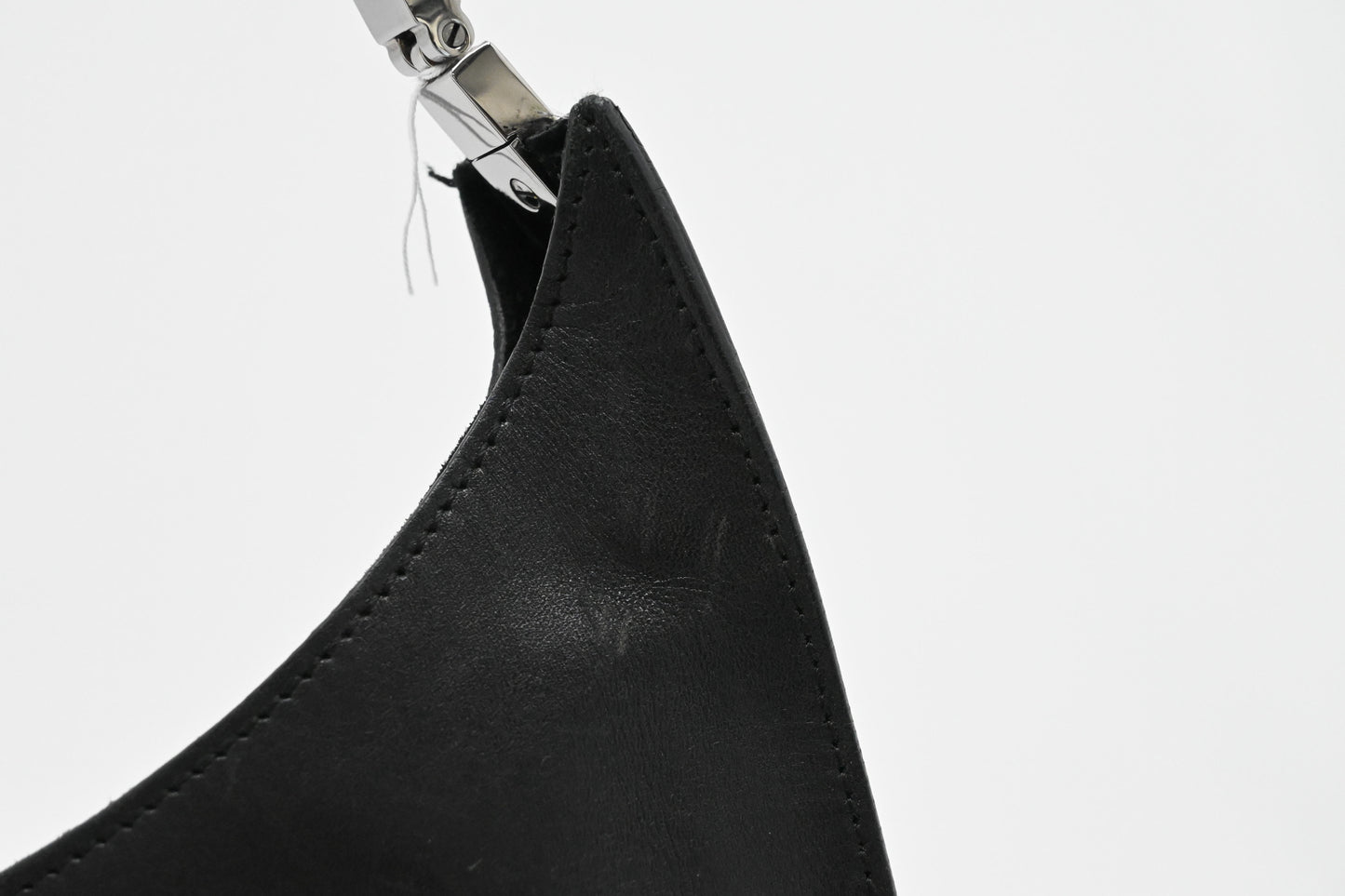 Gucci Shoulder Bag in Black Leather