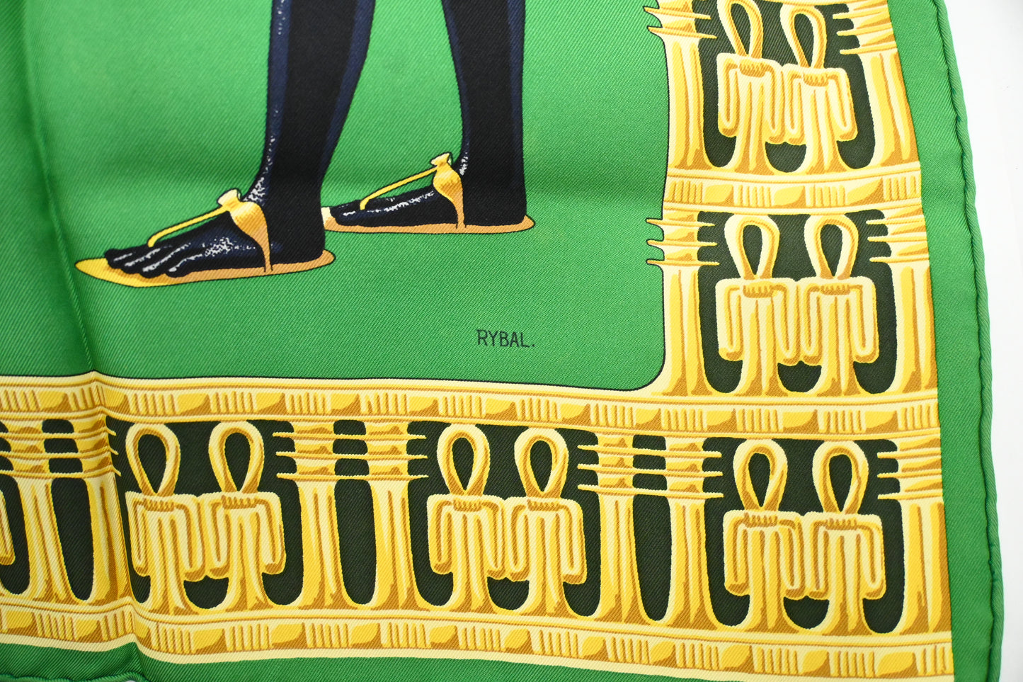 Hermes 'Tutankhamen' Carre 90 in Green Silk
