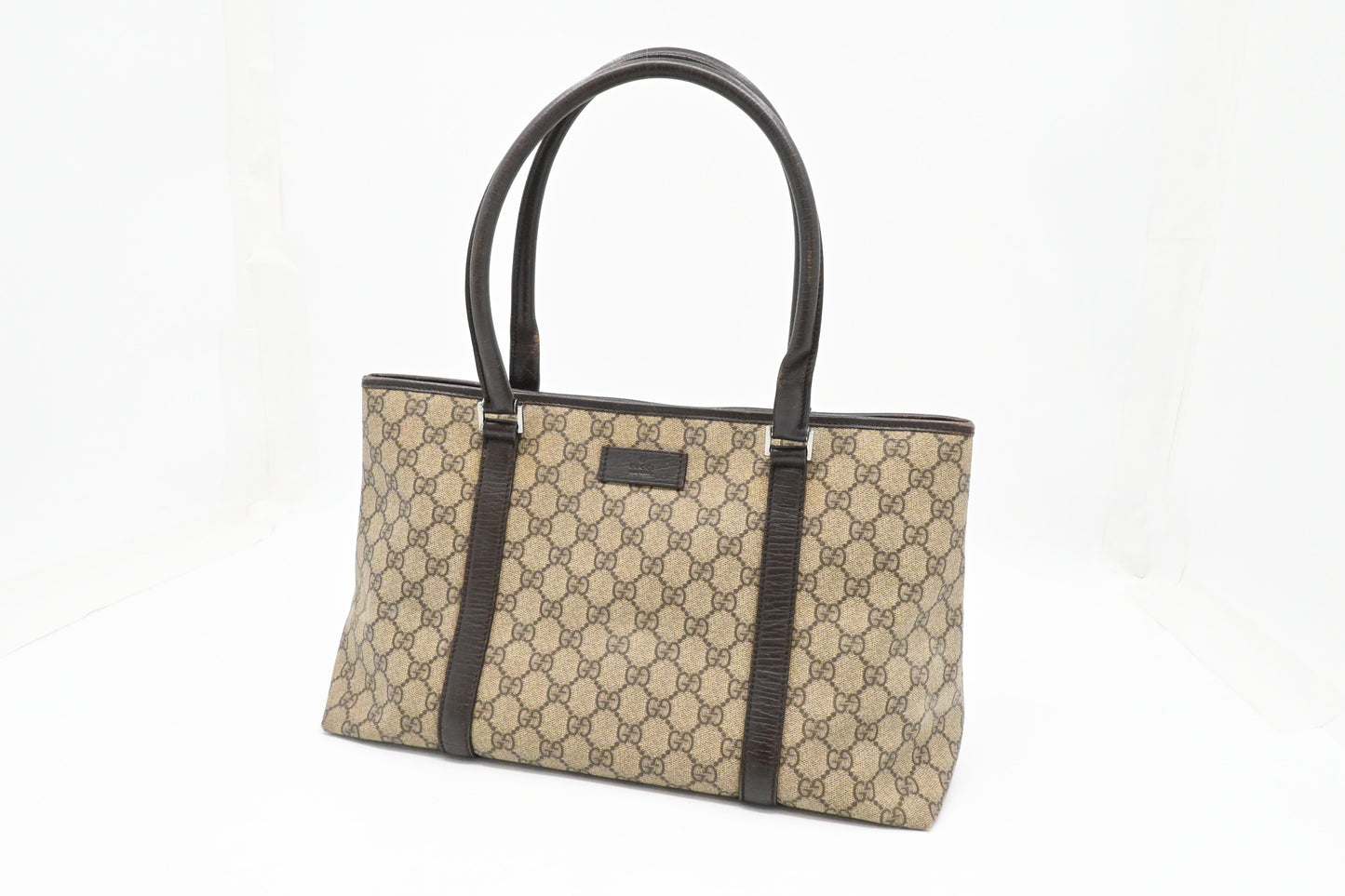 Gucci Shoulder Bag in GG Supreme Canvas