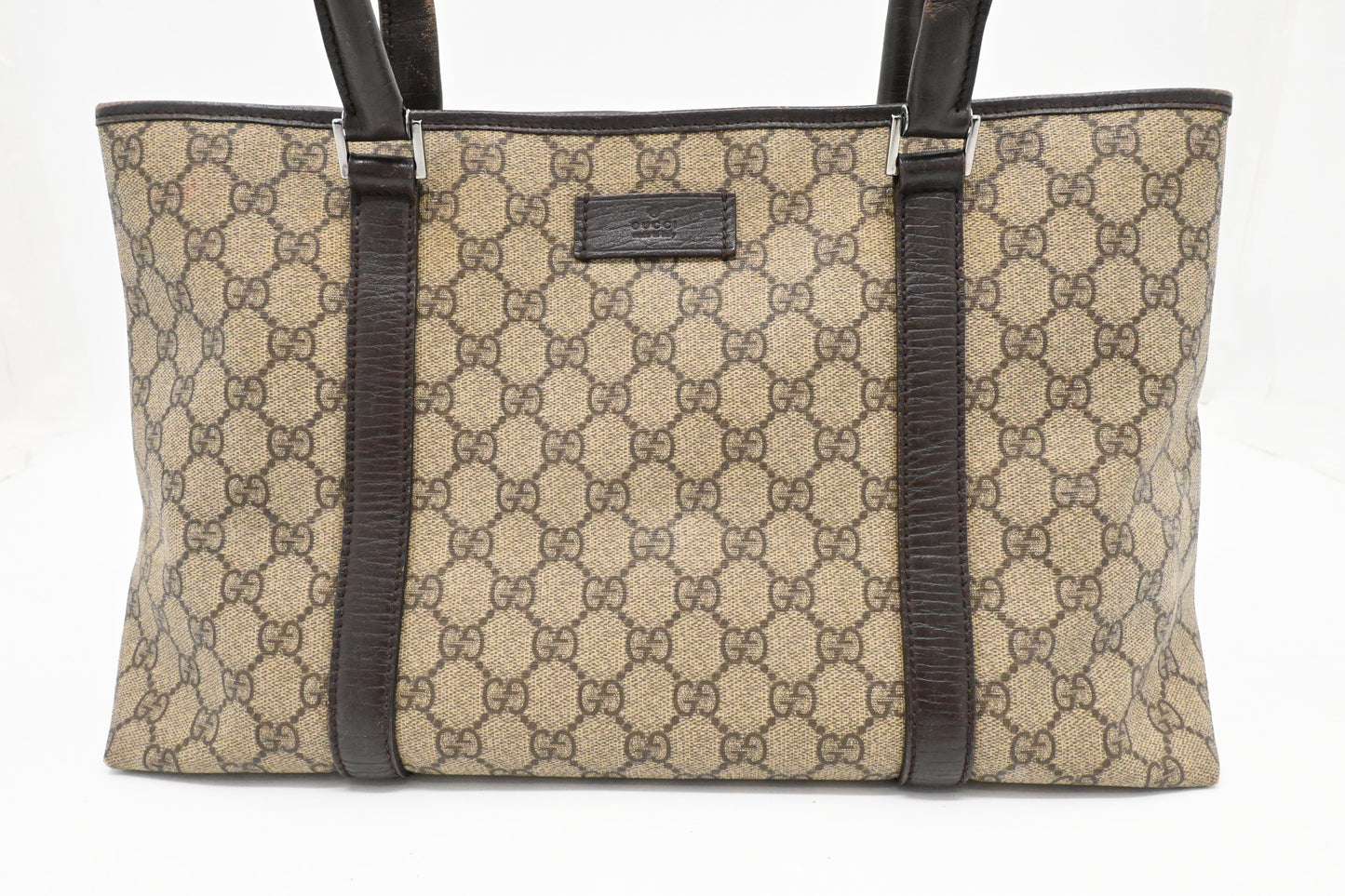 Gucci Shoulder Bag in GG Supreme Canvas