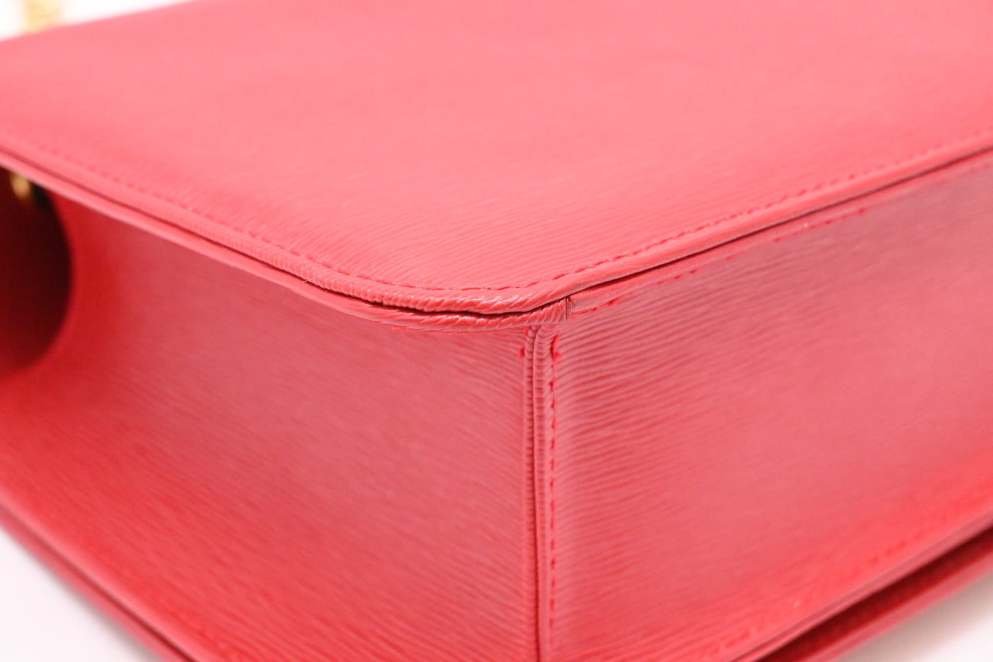Chloe Chain Shoulder Bag in Red Leather