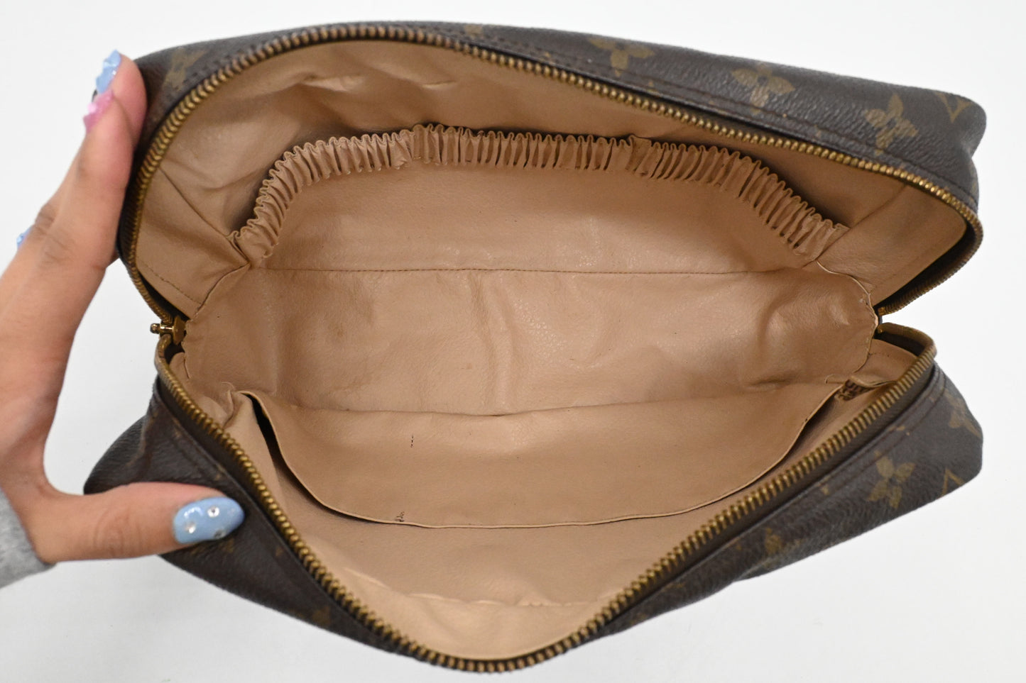 Louis Vuitton Trousse 28 in Monogram Canvas