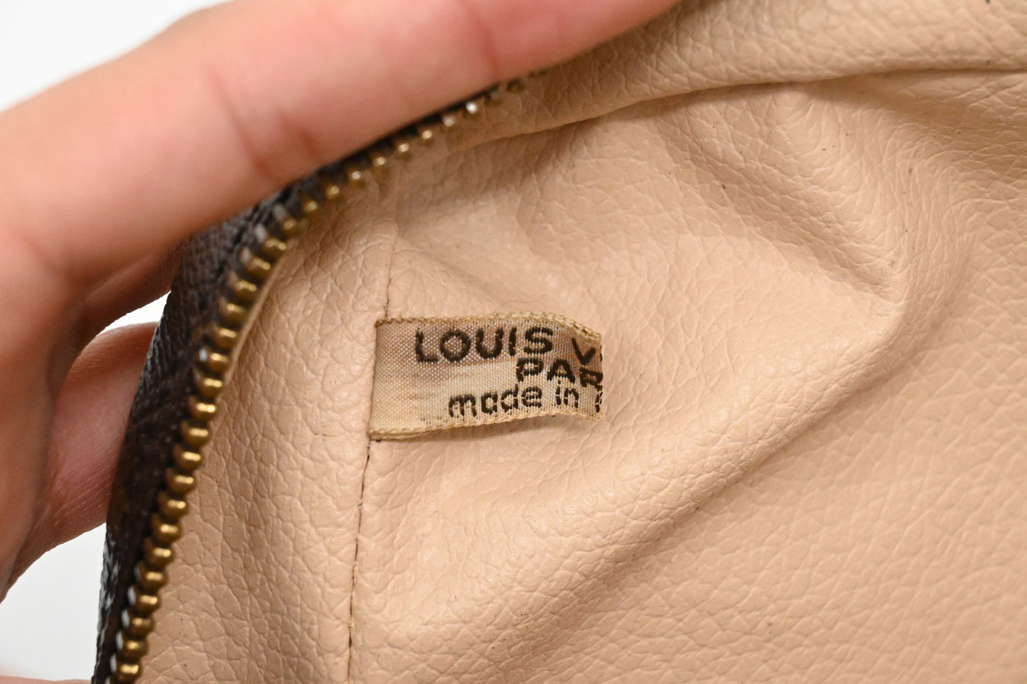 Louis Vuitton Trousse 28 in Monogram Canvas