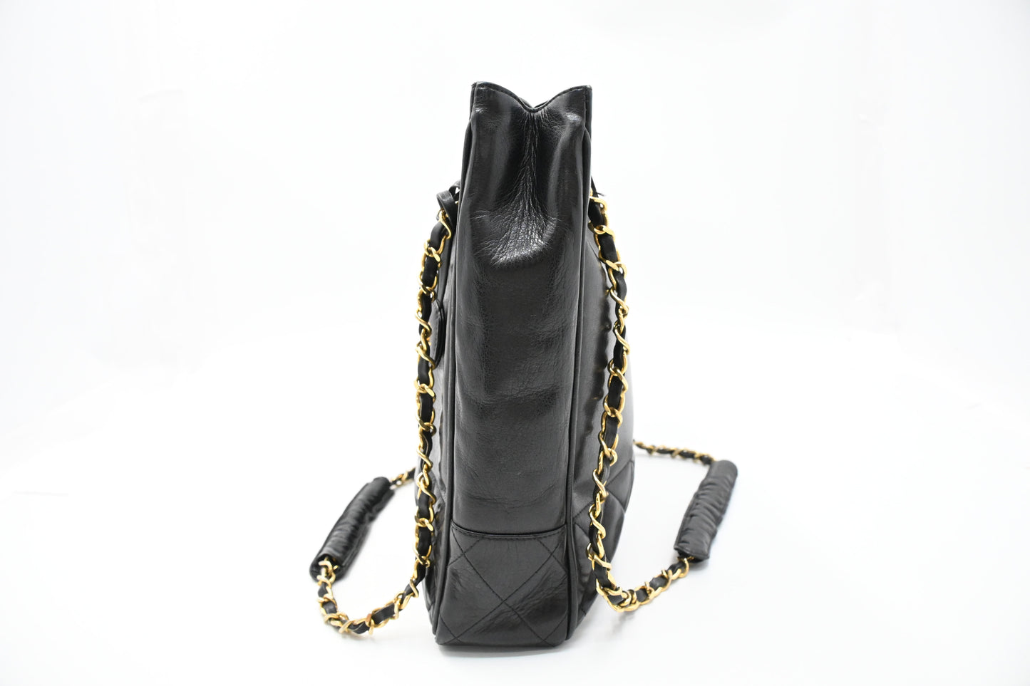 Chanel Chain Shoulder Bag in Black Leather