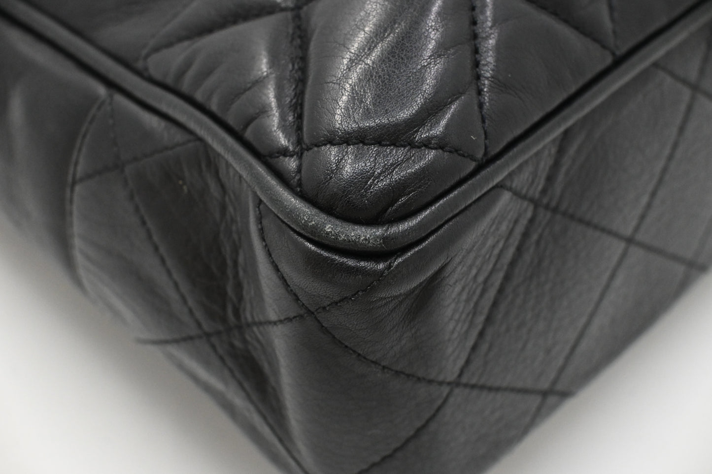 Chanel Chain Shoulder Bag in Black Leather