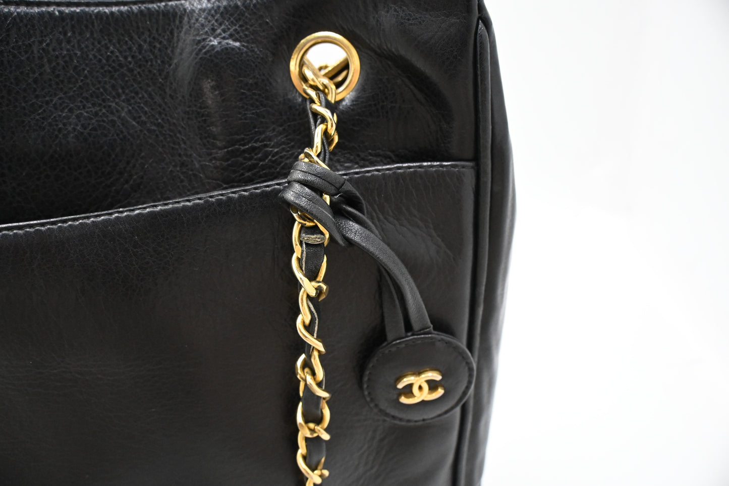 Chanel Chain Shoulder Bag in Black Leather