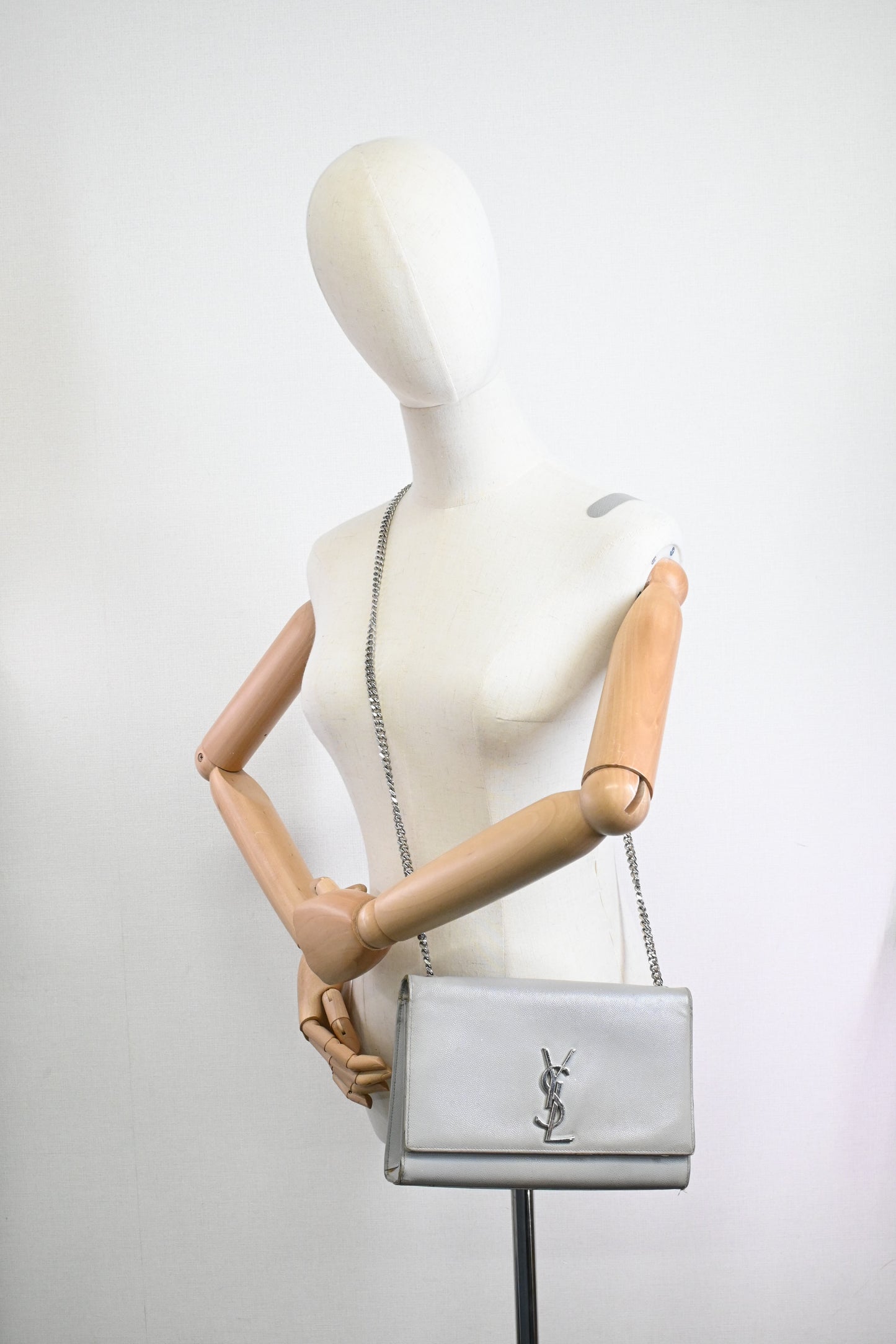 YSL Saint Laurent Medium Kate in Gray Grain de Poudre Leather