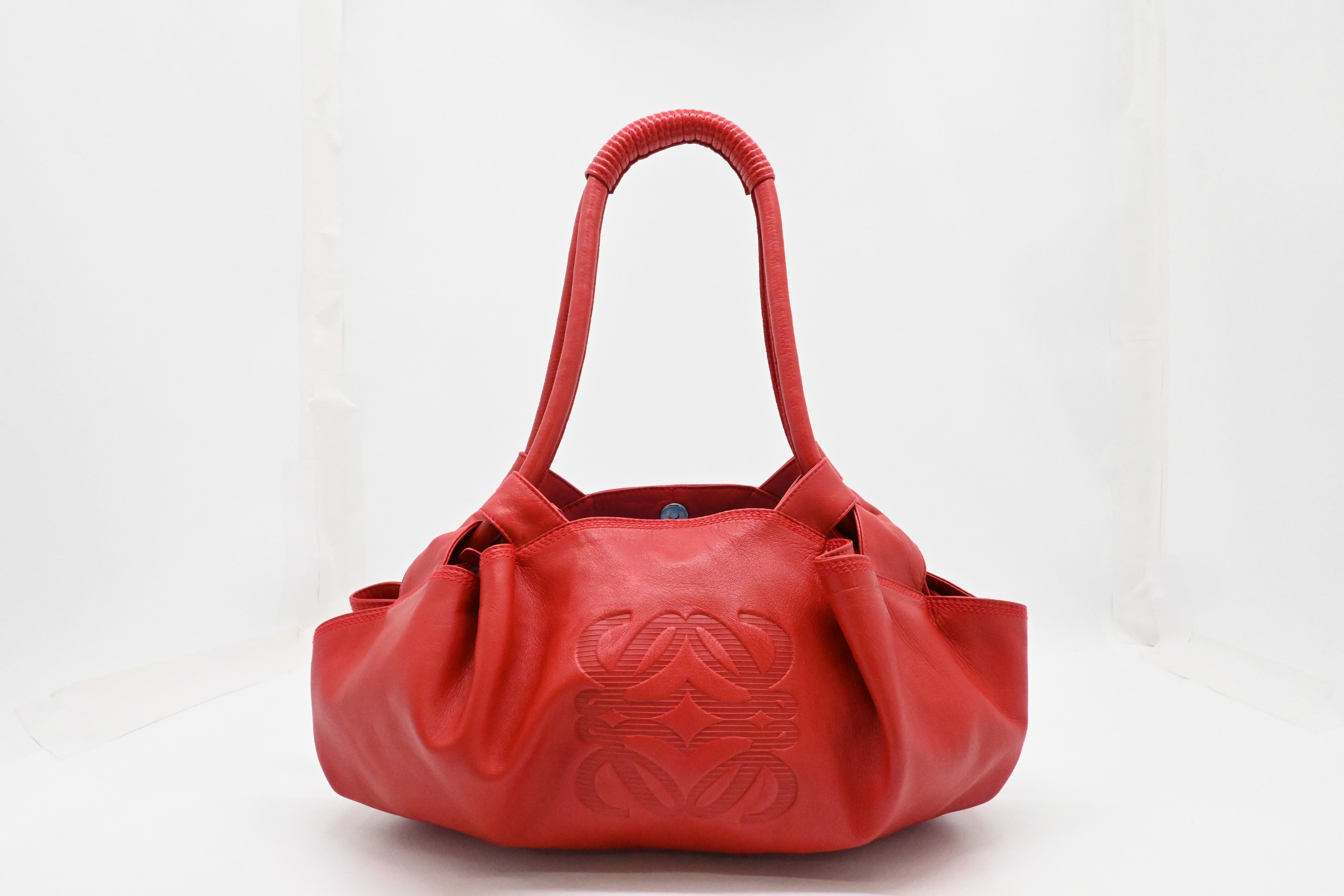 Loewe Nappa Aire Handbag in Red Leather – Weekly Lux Drop