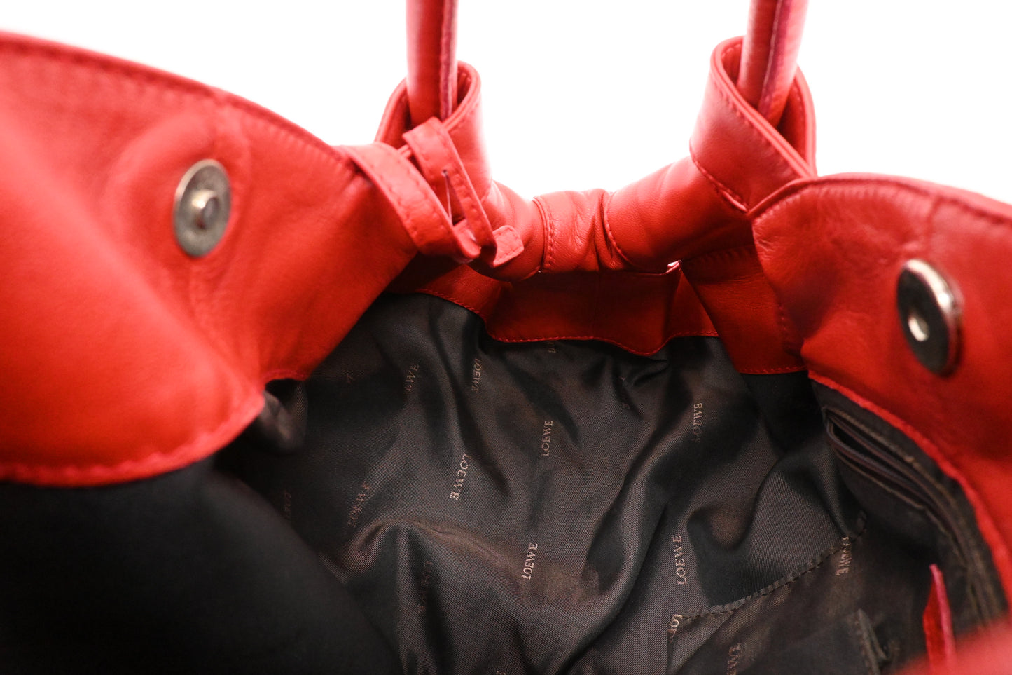 Loewe Nappa Aire Handbag in Red Leather