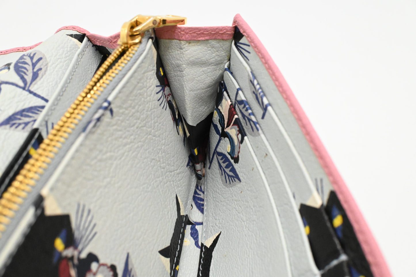 Miu Miu Wallet on Chain in Pink Leather