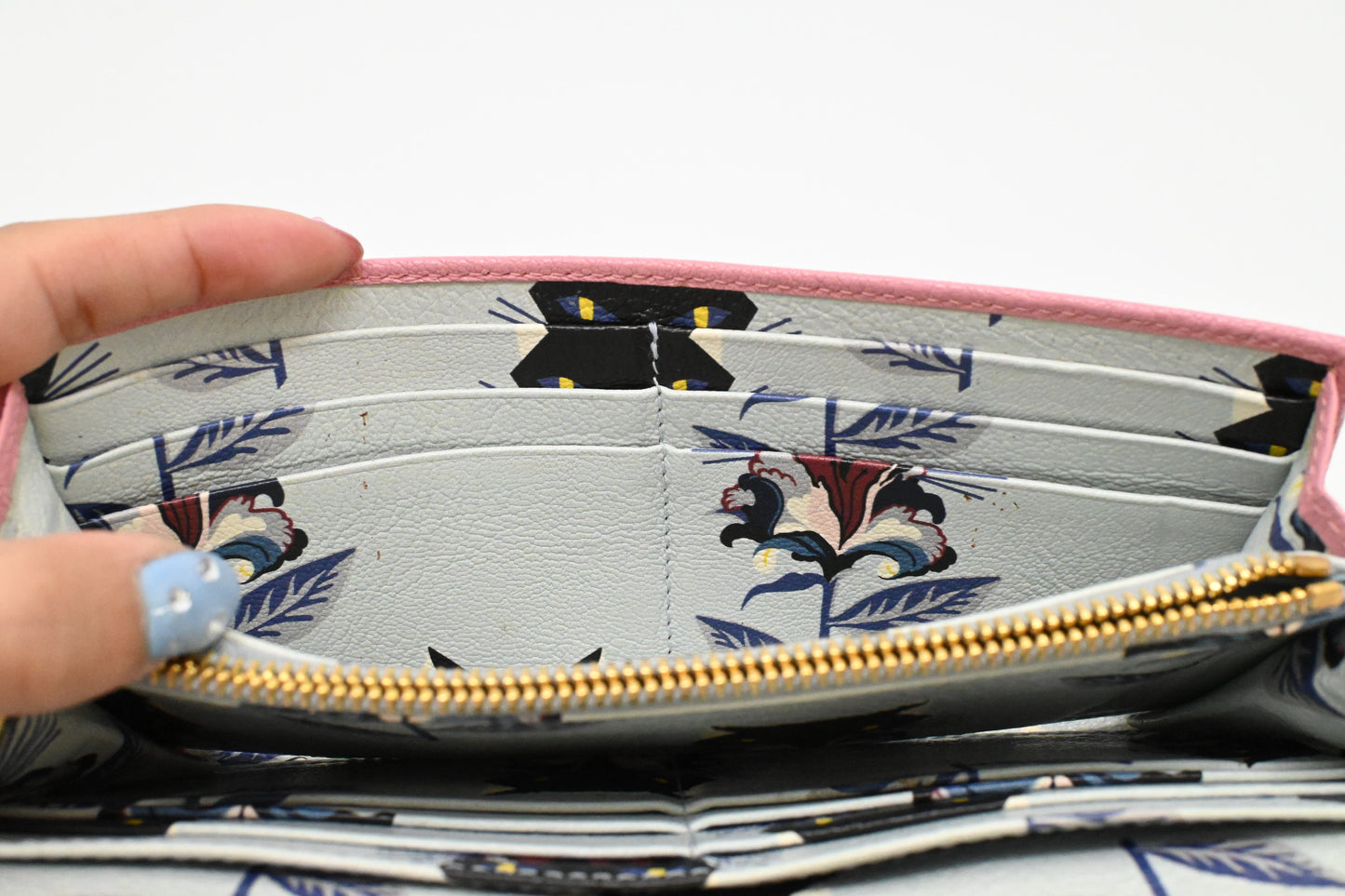 Miu Miu Wallet on Chain in Pink Leather