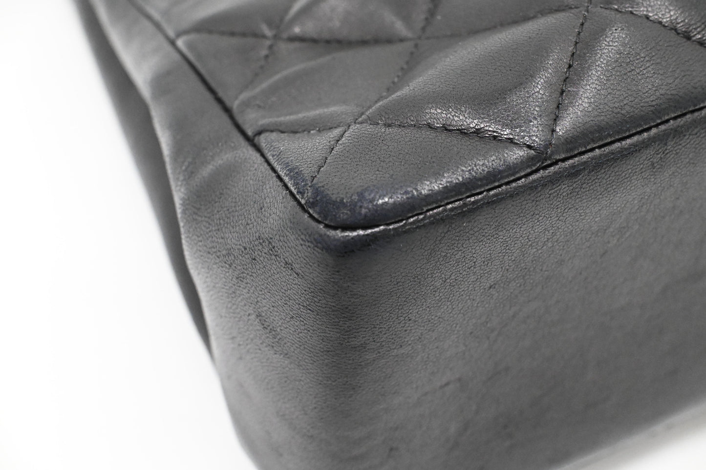 Chanel Shoulder Bag in Black Mattelassé Leather