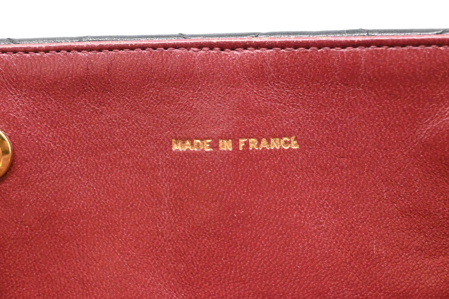 Chanel Shoulder Bag in Black Mattelassé Leather