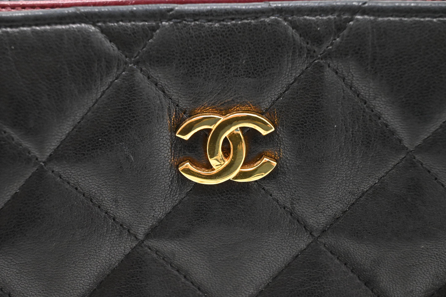 Chanel Shoulder Bag in Black Mattelassé Leather