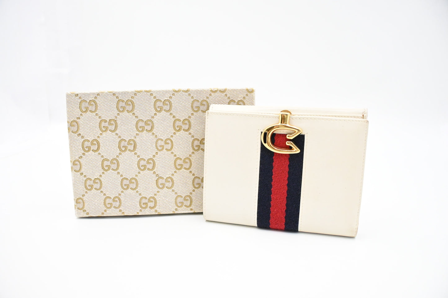 Gucci Wallet in White Leather